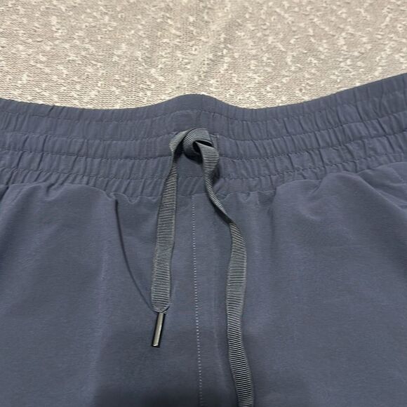 SPANX Out of Office Shorts Pull On Athletic Casual Gray XL - Picture 7 of 14
